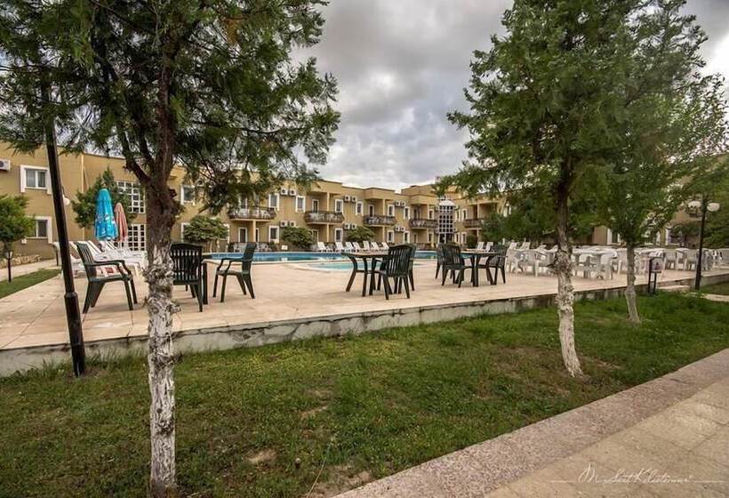 בית מלון כפרי Samdan Thermal