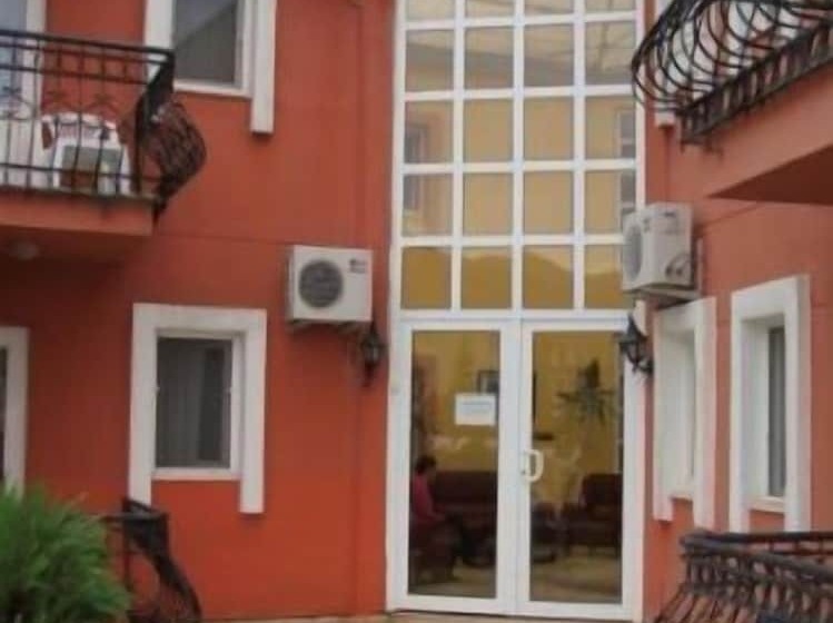 בית מלון כפרי Samdan Thermal