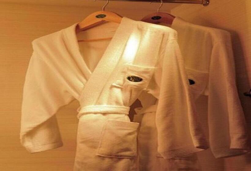 Vienna International Hotel Shenzhen North Station Branch