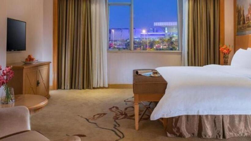 Vienna International Hotel Shenzhen North Station Branch