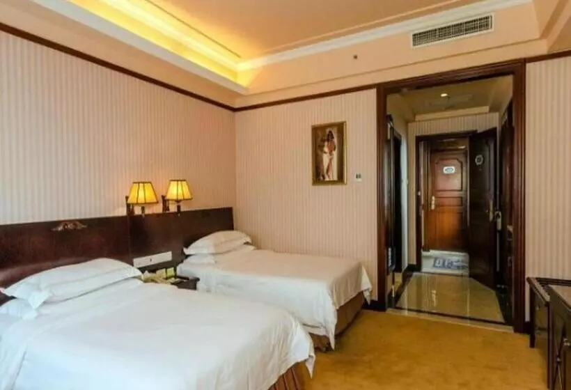 Vienna International Hotel Shenzhen North Station Branch
