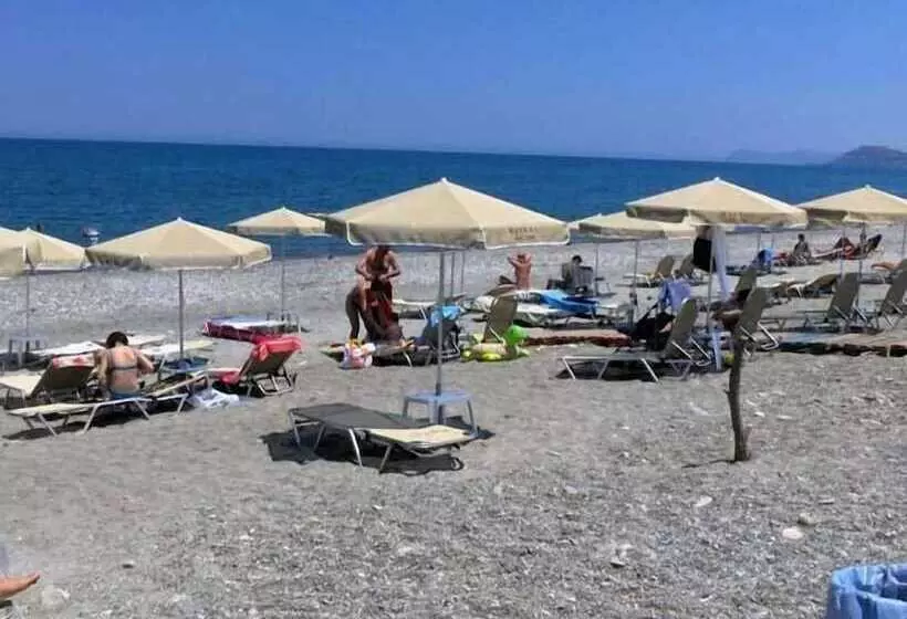 Mythos Beach Hotel Apartments