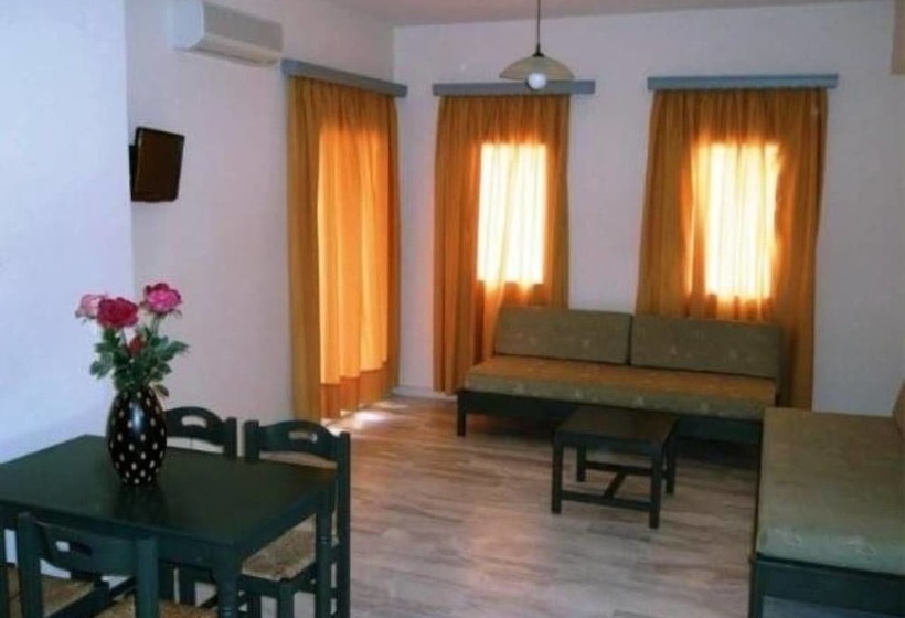 Mythos Beach Hotel Apartments