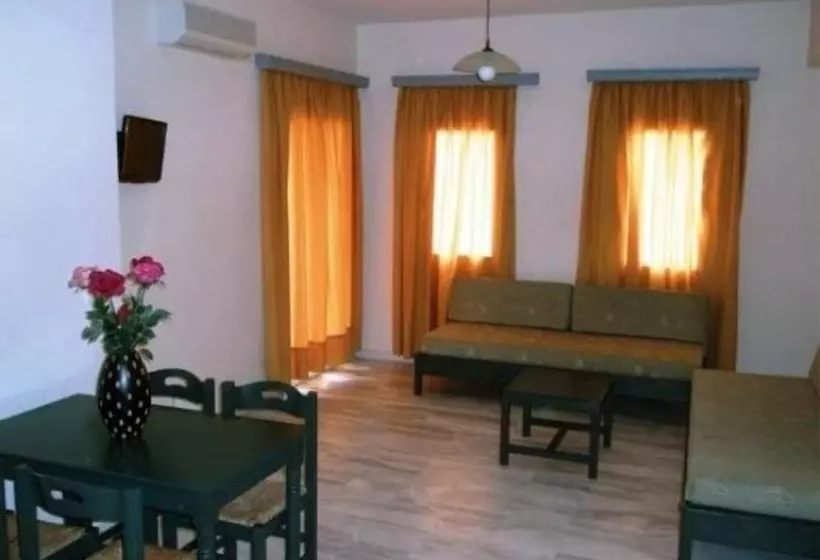 Mythos Beach Hotel Apartments