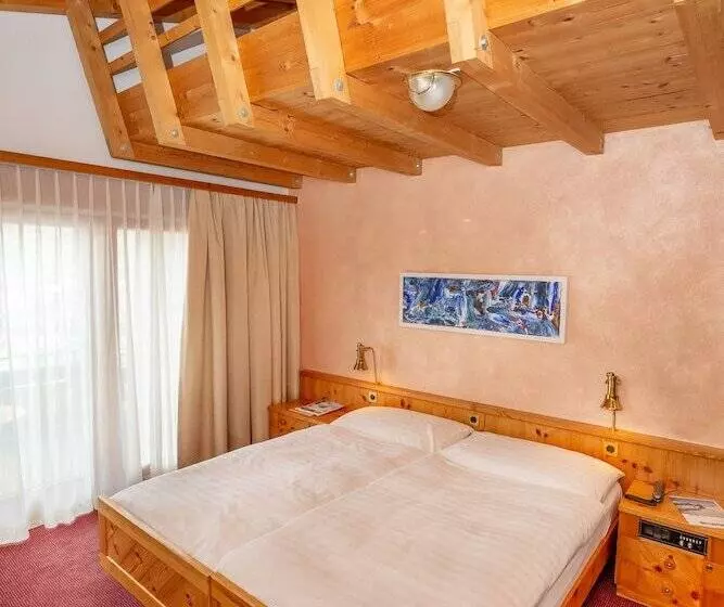 T3 Hotel Mira Val