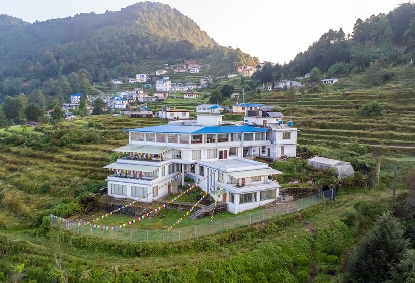 هتل Helambu Mountain Resort