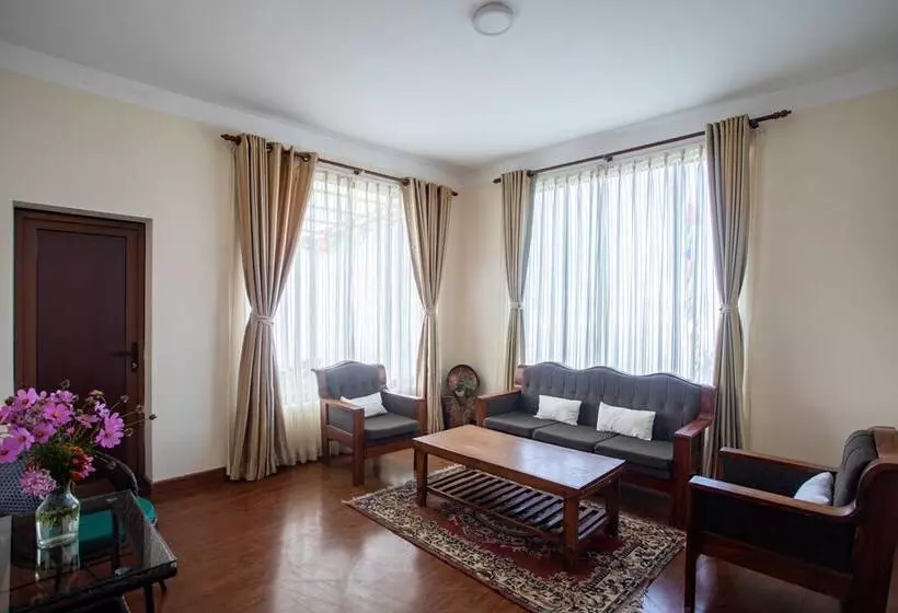 هتل Helambu Mountain Resort