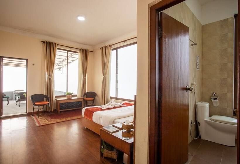 هتل Helambu Mountain Resort