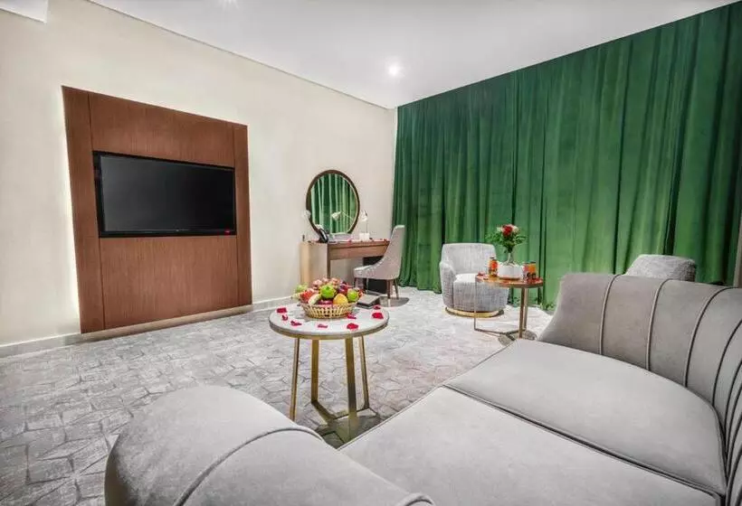 Hotelli Suknai Royal