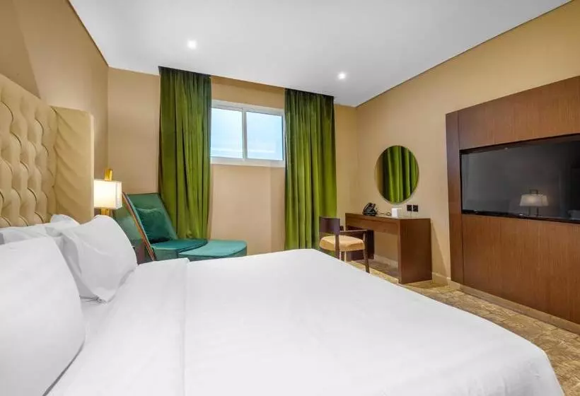 Hotelli Suknai Royal