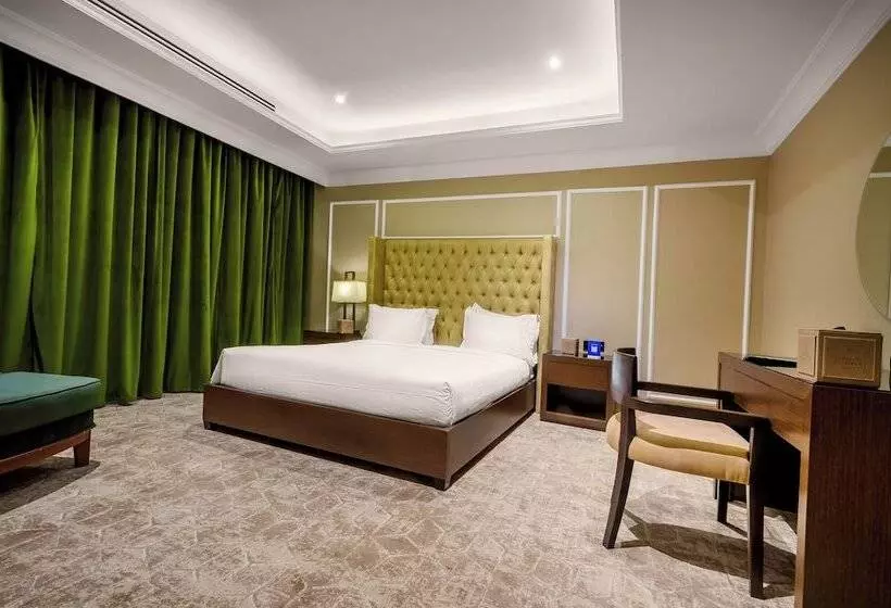 Hotelli Suknai Royal