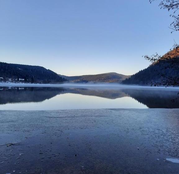 ベッドアンドブレックファースト Au Cœur Des Lacs Chambres D Hôtes