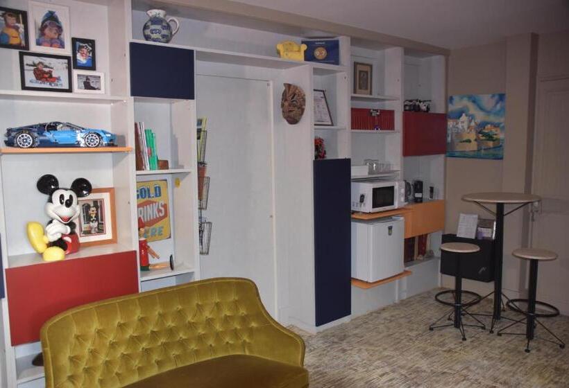 住宿加早餐  Chambre D Hôtes Le Cadran Des Chauvelles