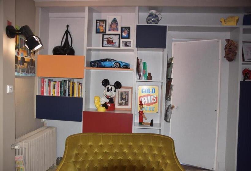 住宿加早餐  Chambre D Hôtes Le Cadran Des Chauvelles