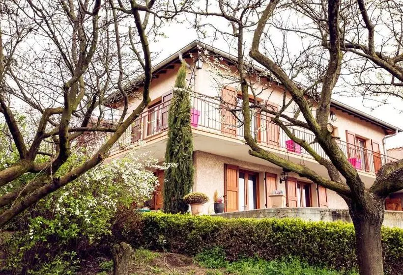 Aamiaismajoitus (B&B) Chambre D'hôtes Des Lys