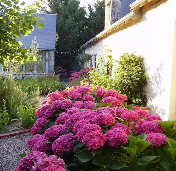 ベッドアンドブレックファースト Chambres D Hôtes Les Bournais   Le Clos Milady