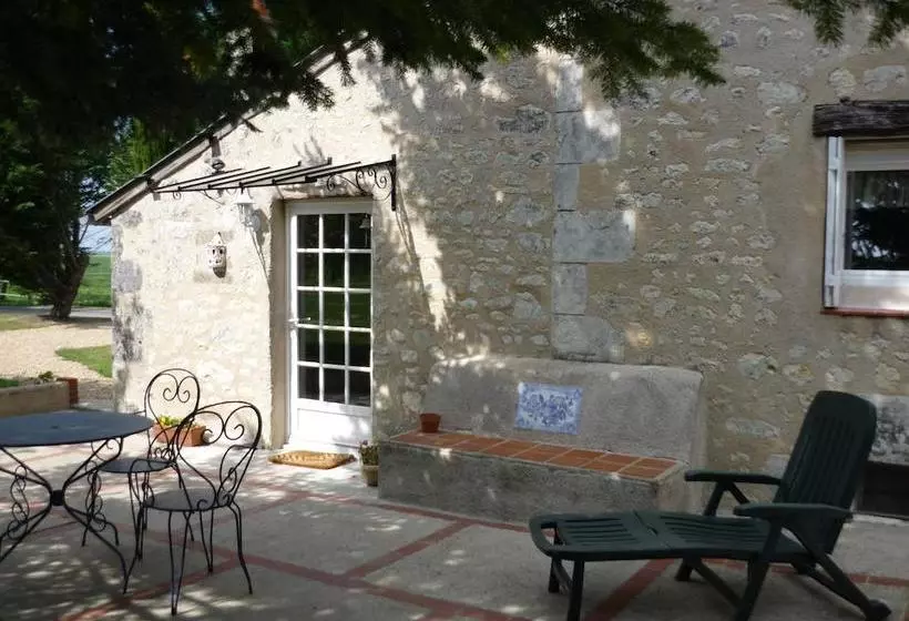 ベッドアンドブレックファースト Chambres D Hôtes Les Bournais   Le Clos Milady