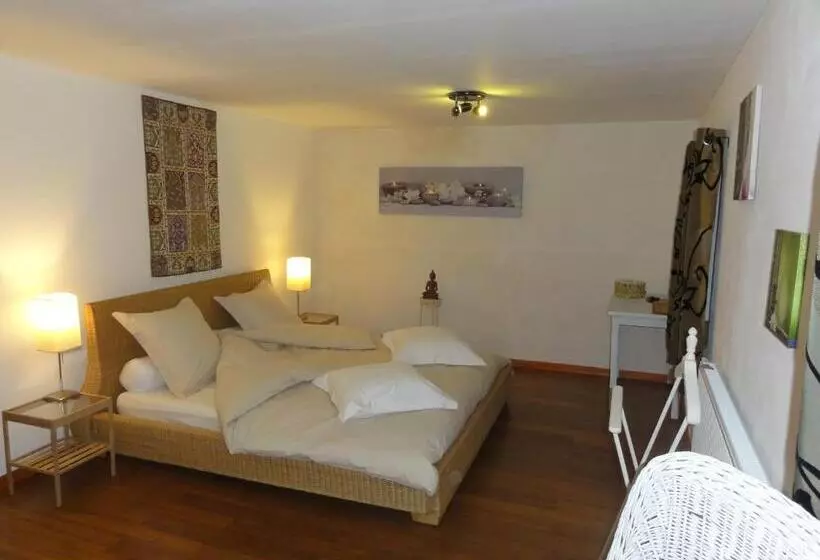 تختخواب و صبحانه Chambres D'hôtes Du Moulin De Brendaouez