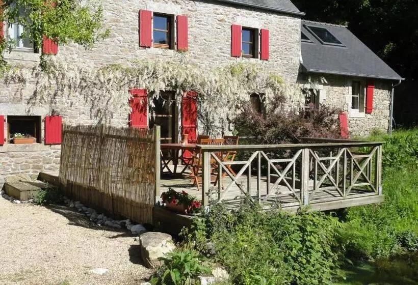 تختخواب و صبحانه Chambres D'hôtes Du Moulin De Brendaouez