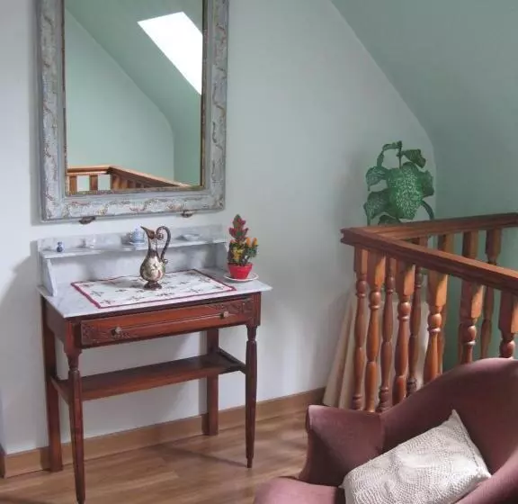 ベッドアンドブレックファースト Chambres D'hôtes La Pinderie