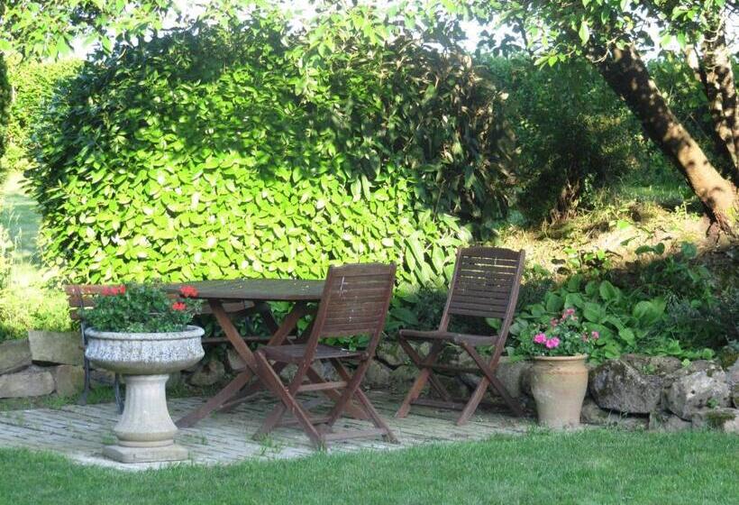 민박 Chambres D'hôtes La Pinderie