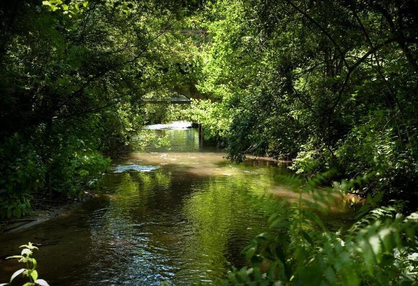 민박 Chambres D'hôtes La Pinderie