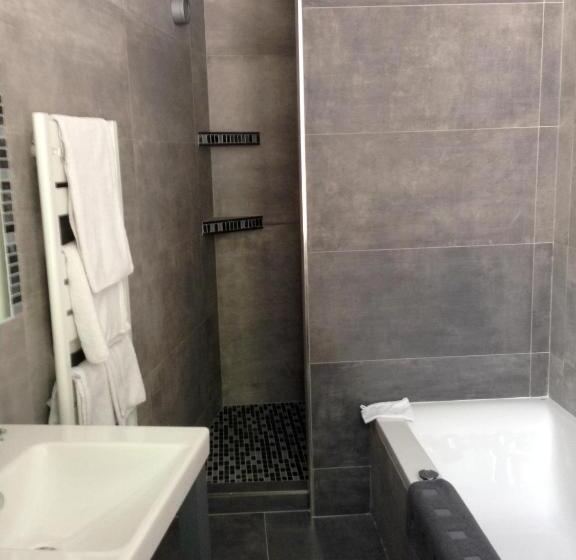 Bed and Breakfast Demeure Les Aiglons, Chambres D Hôtes & Spa