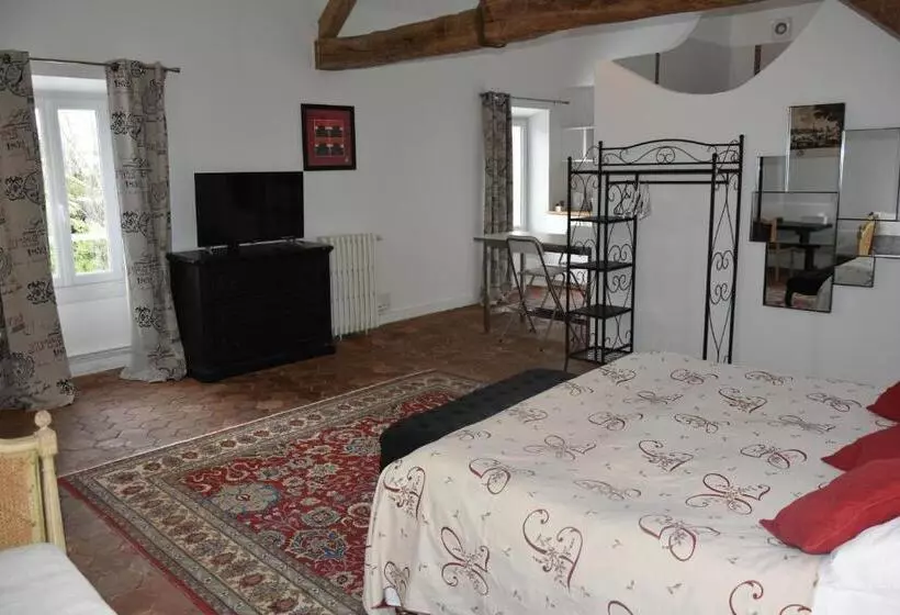 ベッドアンドブレックファースト Demeure Les Aiglons, Chambres D Hôtes & Spa