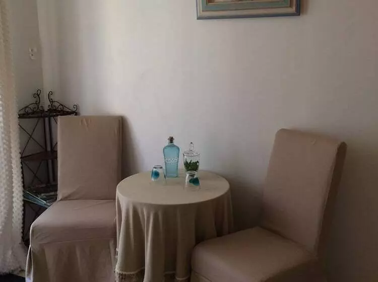 تختخواب و صبحانه Domaine De La Provenç âne Le Pigeonnier