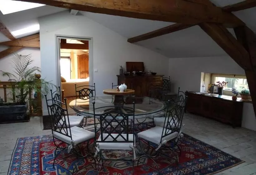 Aamiaismajoitus (B&B) Gentilhommière De Collonges