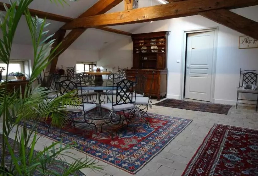 Aamiaismajoitus (B&B) Gentilhommière De Collonges