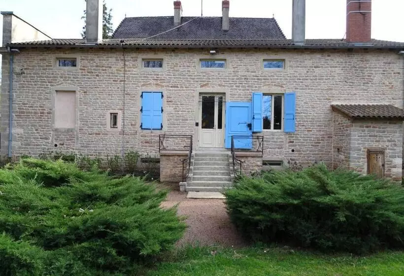 Aamiaismajoitus (B&B) Gentilhommière De Collonges