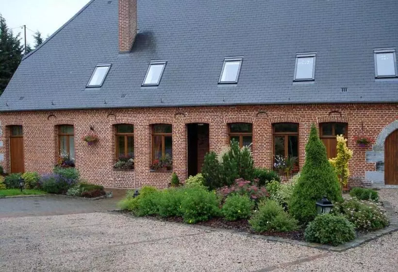 Aamiaismajoitus (B&B) La Forge De Labbaye
