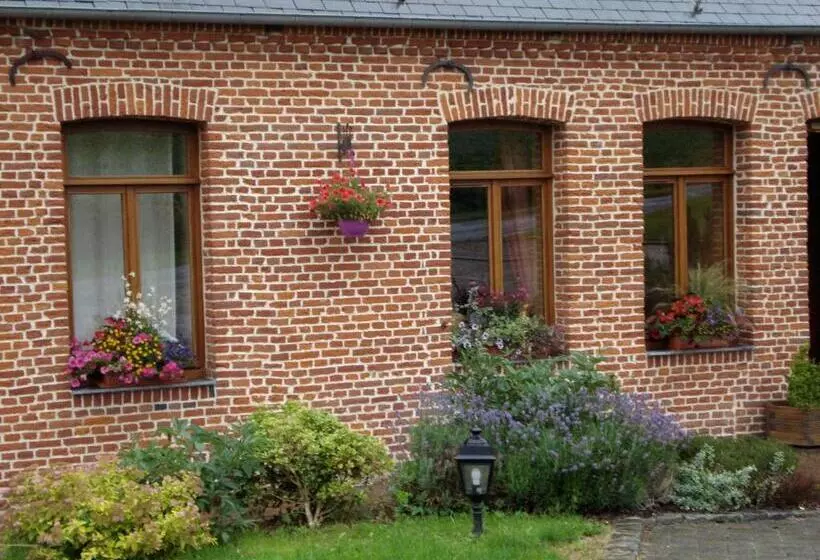 Aamiaismajoitus (B&B) La Forge De Labbaye