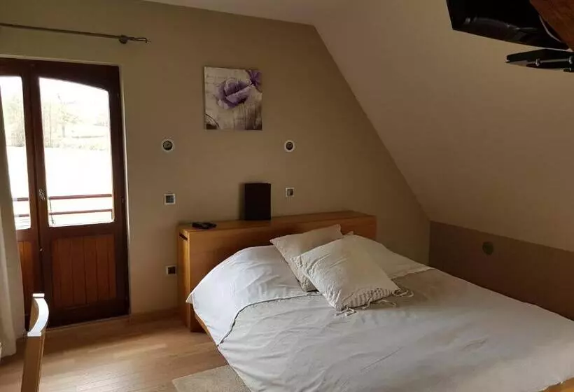 Aamiaismajoitus (B&B) La Forge De Labbaye