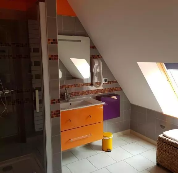 Aamiaismajoitus (B&B) La Forge De Labbaye