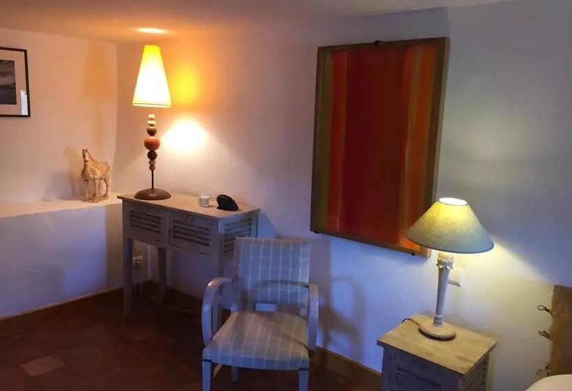 Aamiaismajoitus (B&B) Le Clos Des Amandiers