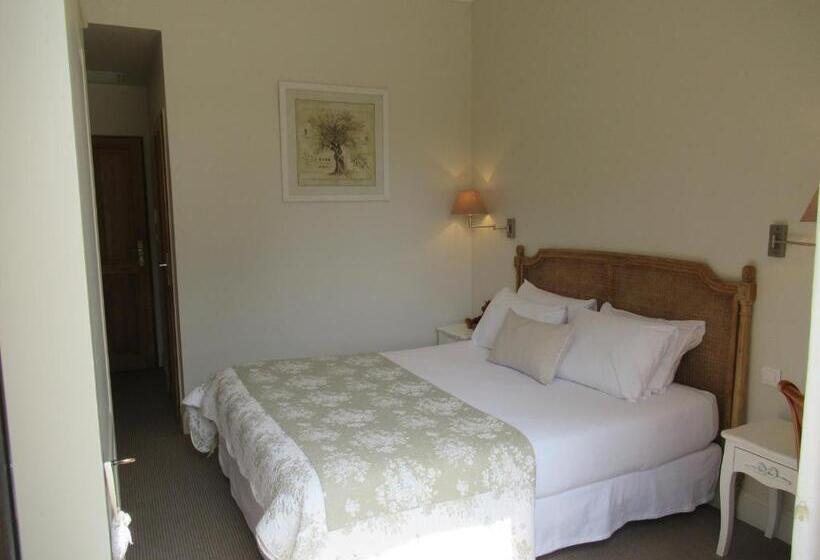 Bed and Breakfast Le Clos Des Cyprès Maison D Hôtes De Charme & Diner Gourmet