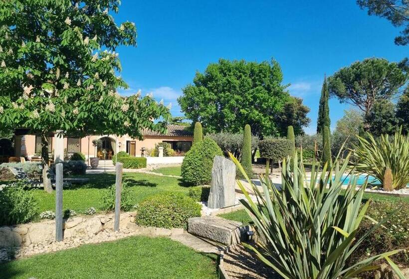 Bed and Breakfast Le Clos Des Cyprès Maison D Hôtes De Charme & Diner Gourmet