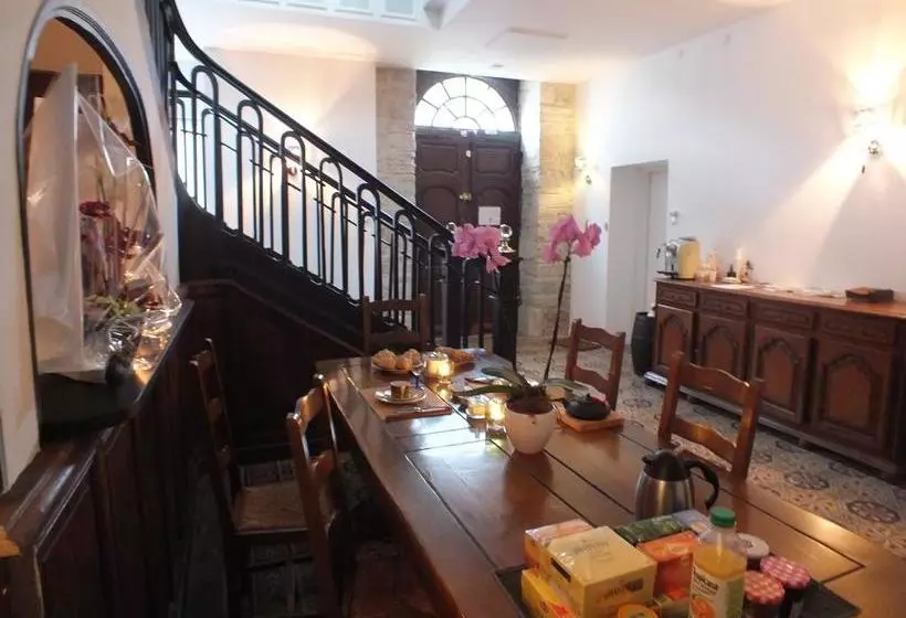 Aamiaismajoitus (B&B) Le Trianon De Salies