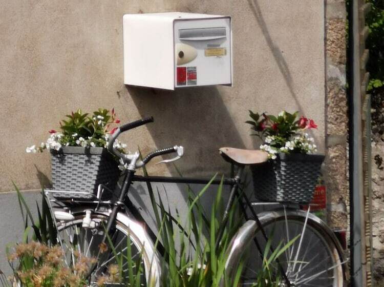 住宿加早餐 Logis Des Douves