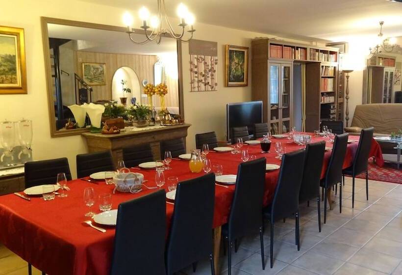 住宿加早餐 Logis Des Douves