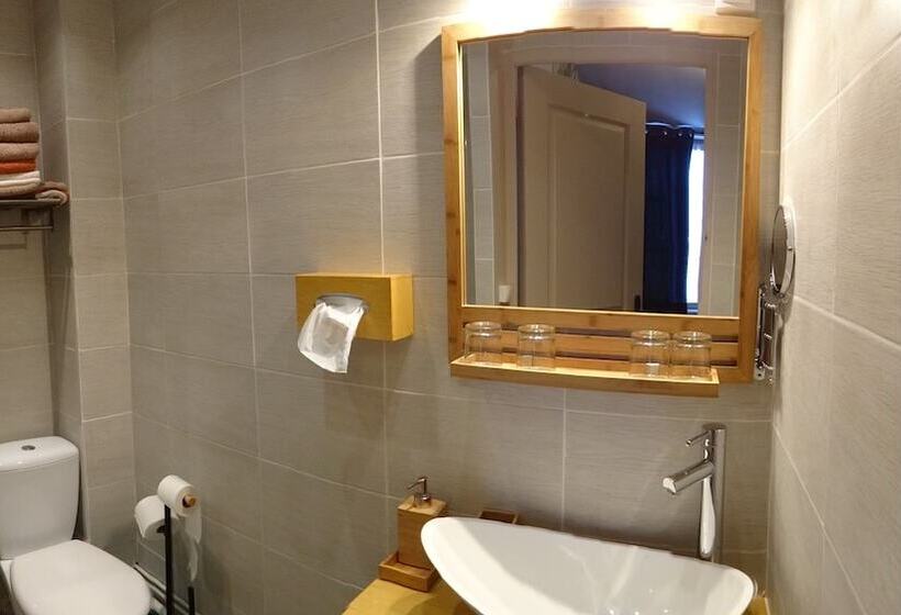 住宿加早餐 Logis Des Douves