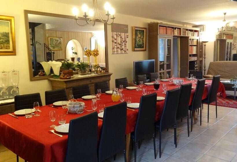 住宿加早餐 Logis Des Douves