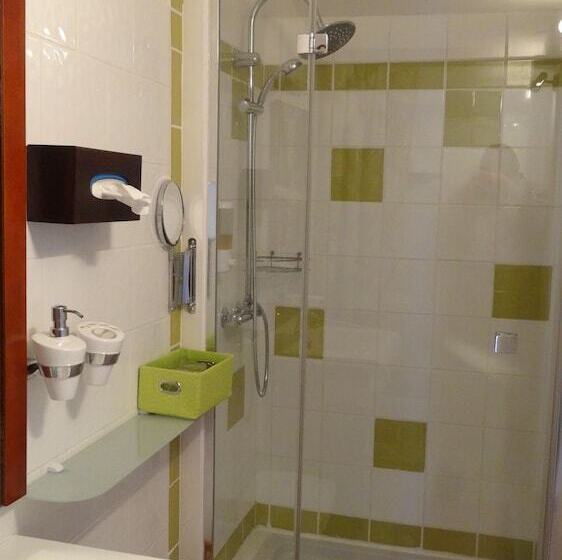 住宿加早餐 Logis Des Douves