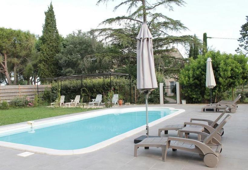 住宿加早餐  Mas De La Douceur