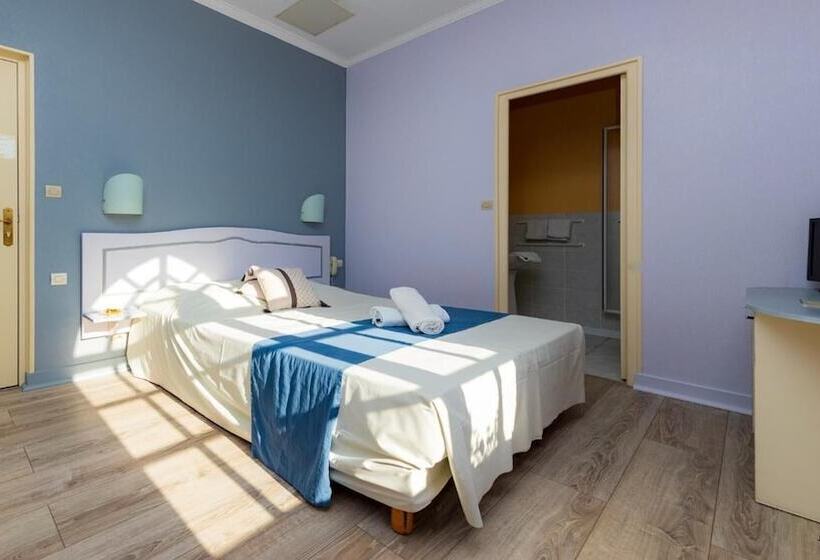 فندق Maison D Hôtes Du Prieuré