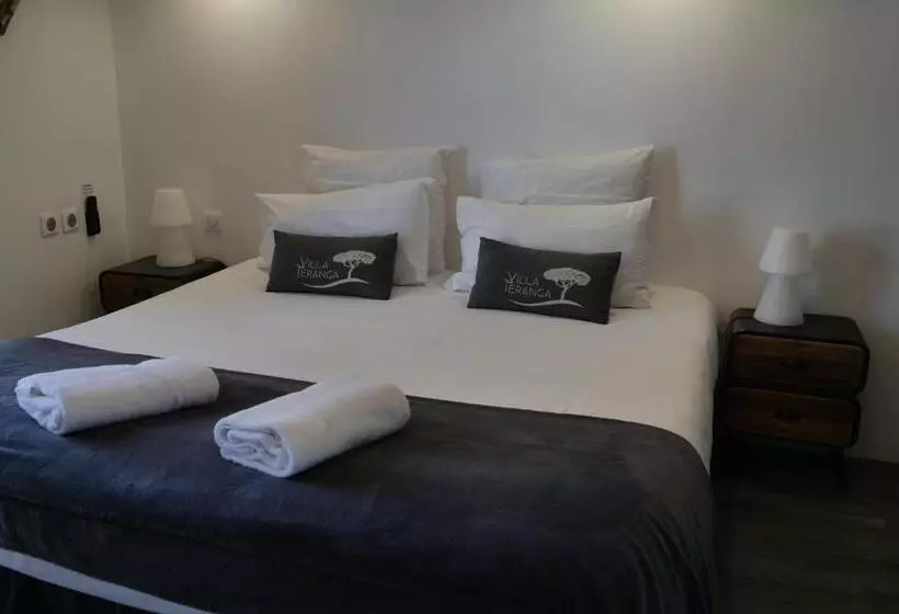 ホテル Hôtel Villa Teranga