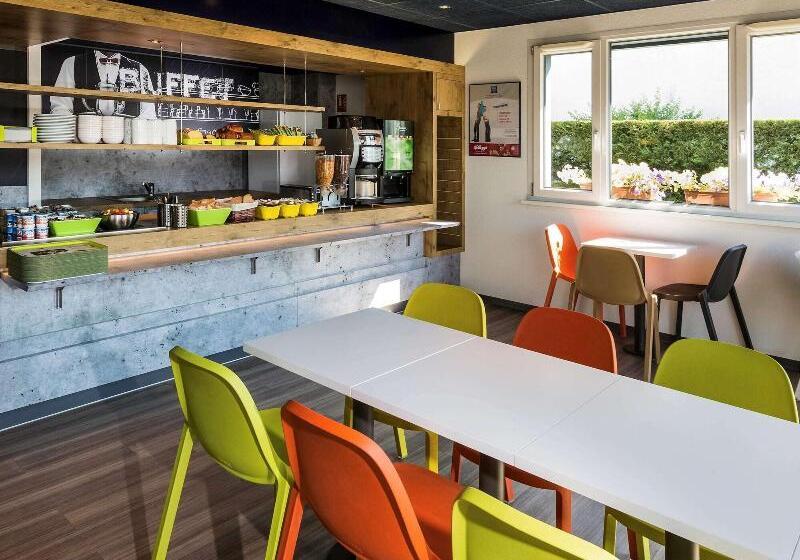 בית מלון כפרי Ibis Budget Selestat