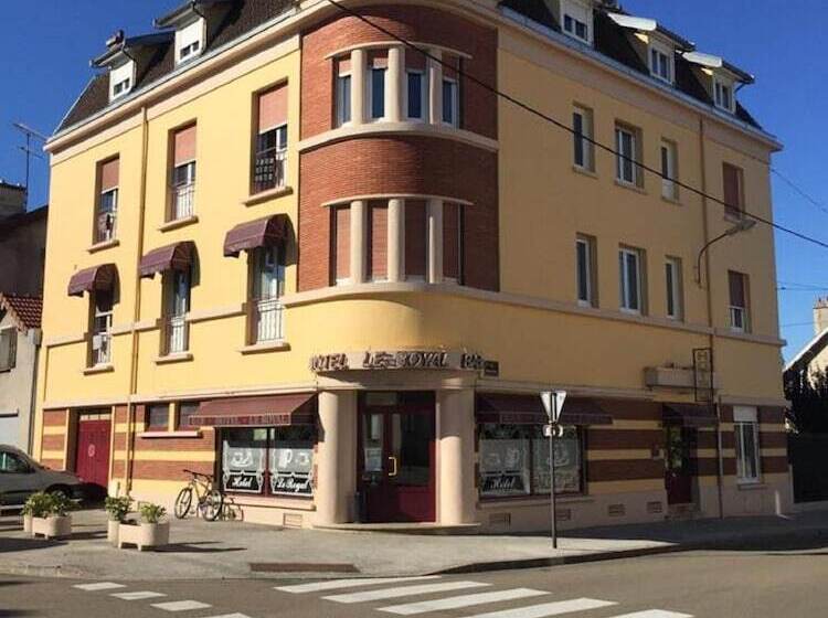 בית מלון כפרי Le Royal